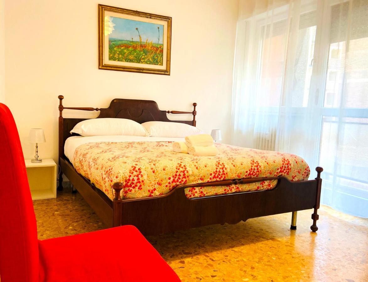 Trastevere For You... 3 Bedrooms Apartment Roma Exterior foto